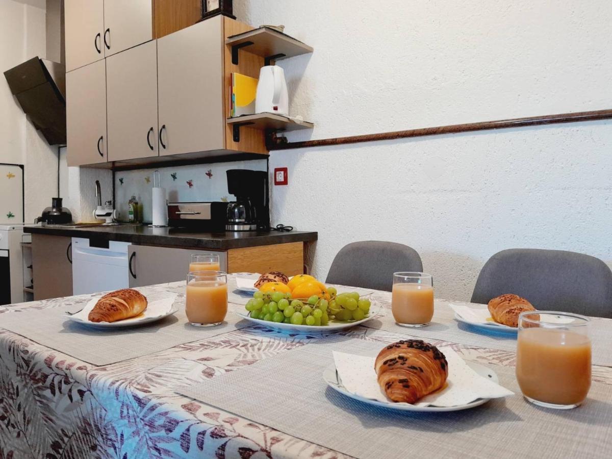Apartment Mila With Jacuzzi Spa Пула Екстериор снимка